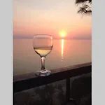 Sea 'n' Sun *