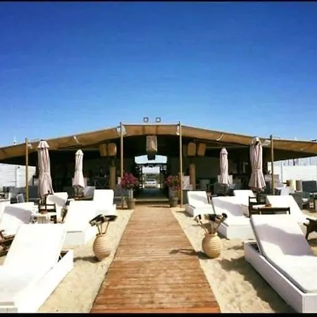 Sea 'n' Sun 펜션 에파노미